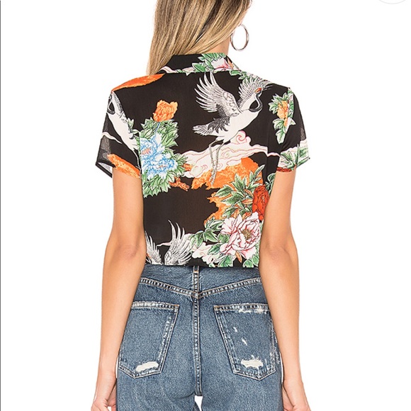 Super cool sheer crop shirt with design! - Picture 2 of 7